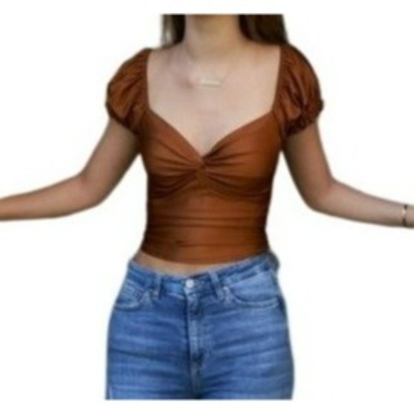 One by One Twist Front Sweetheart Top Rust Size Small NWT - Picture 3 of 3
